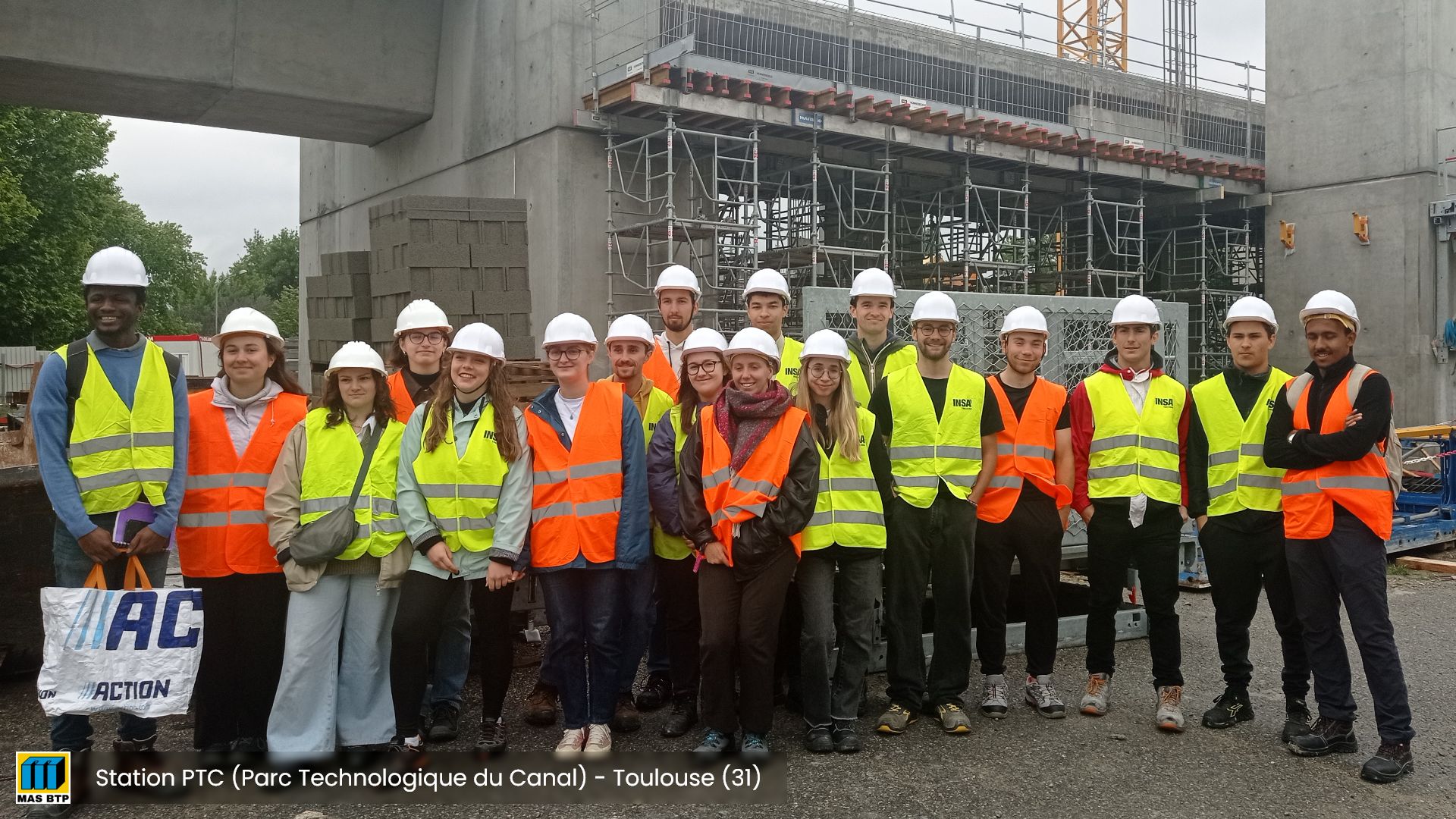 Visite des étudiants de l'INSA TOULOUSE sur le chantier de MAS BTP